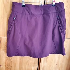 Killtec Women's Dark Burgundy Two Piece Skort size 8